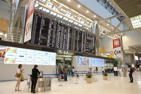 나리타공항 도쿄 이동, 그리고 시간 여행의 가능성